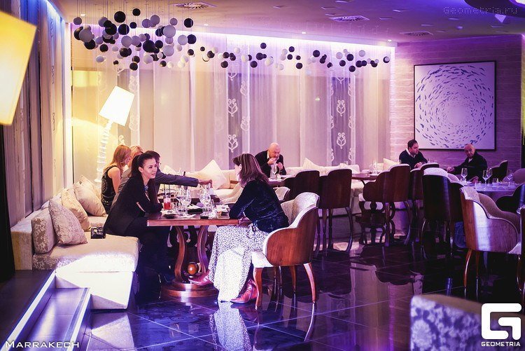 Fashion Club & Restaurant
