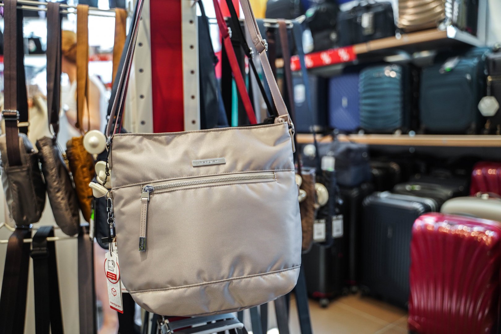 Pery shoes and bags