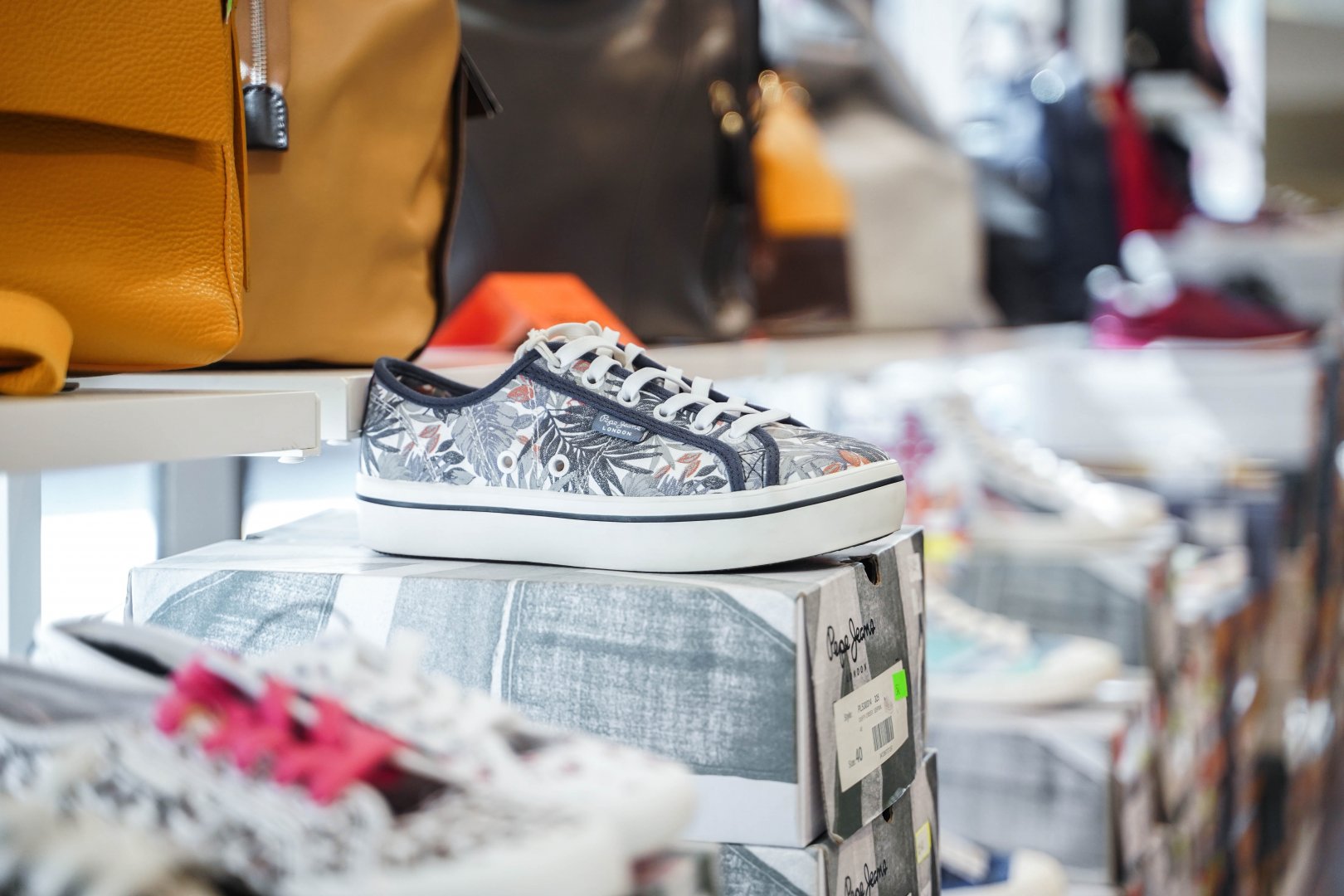 Pery shoes and bags