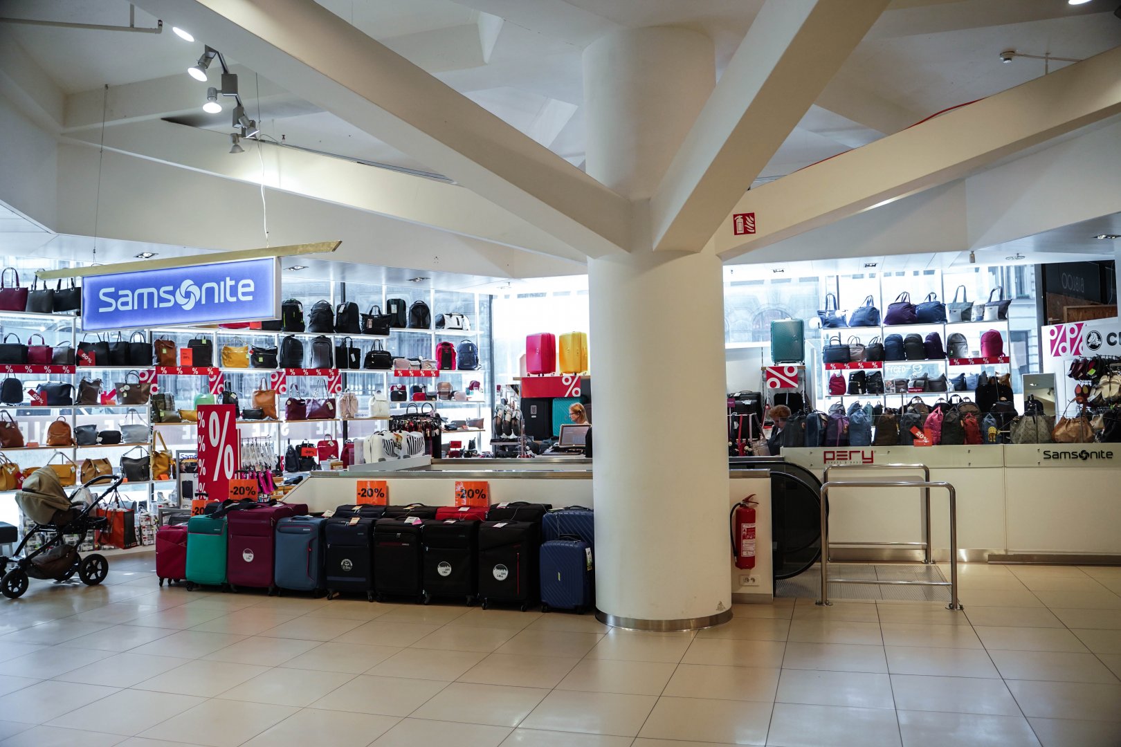 Pery shoes and bags